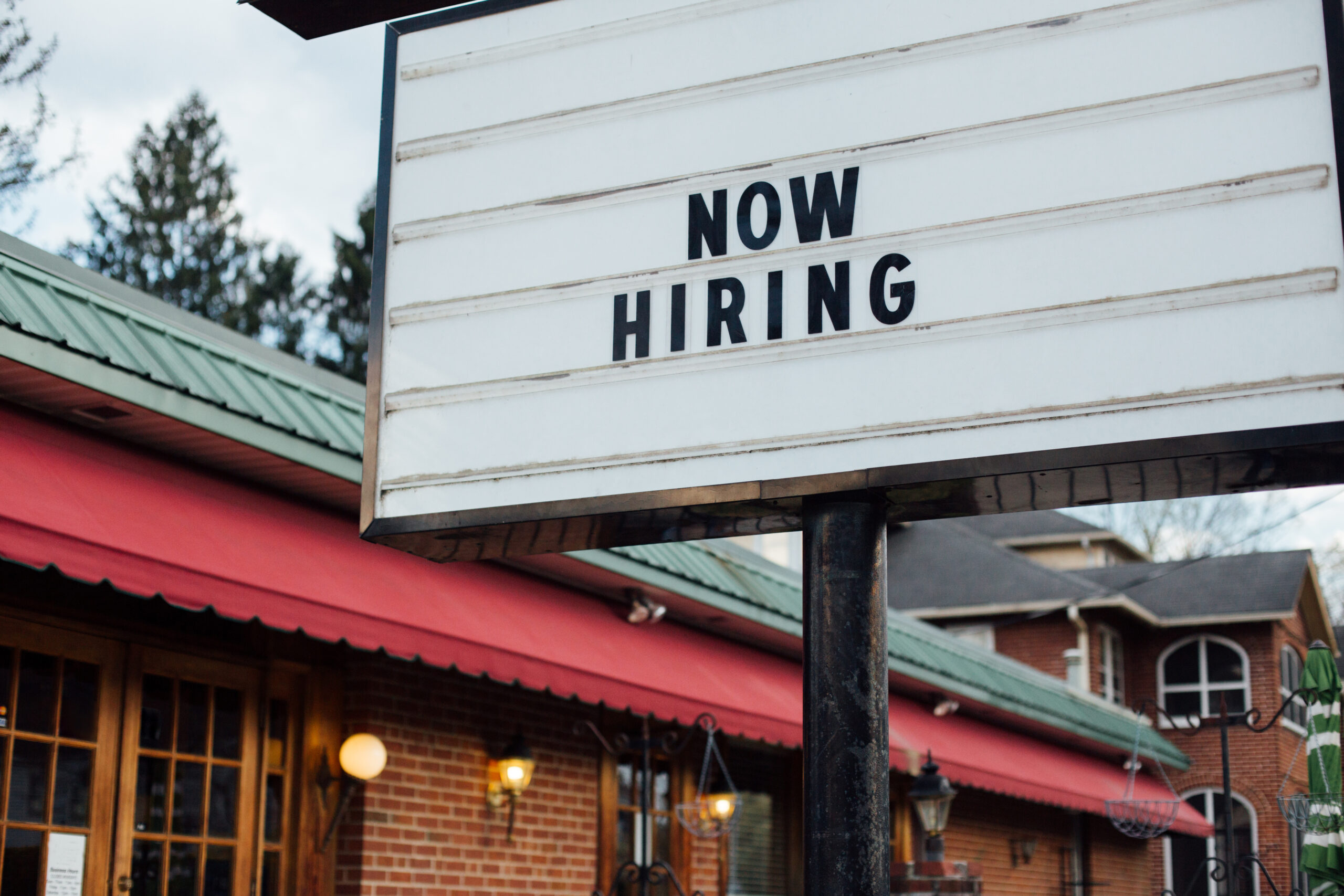 Number of Job Openings Drops for 3rd Month to Lowest Level in 2 Years